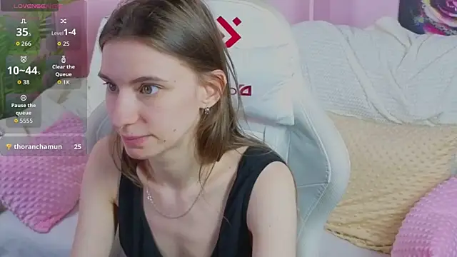 Czat XXX na żywo – kaleriyaa_