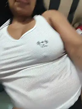 Zeyllyjhonson Adlı Modelin Canlı XXX Sohbeti