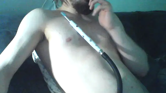 Show modela KaelNox na web-kameri