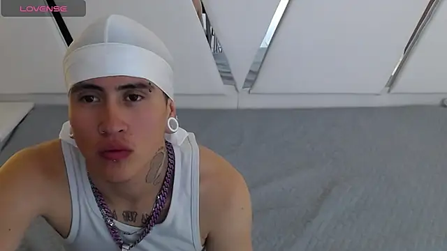 แชท XXX สดของ oblivionlove
