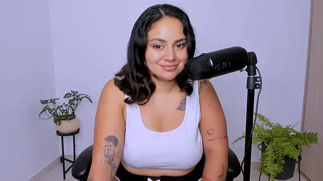 دردشة susy_angel الجنسية المباشرة