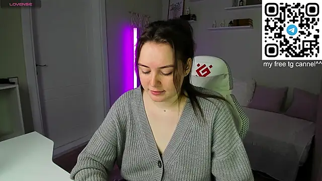 دردشة Laura_CollinsS الجنسية المباشرة
