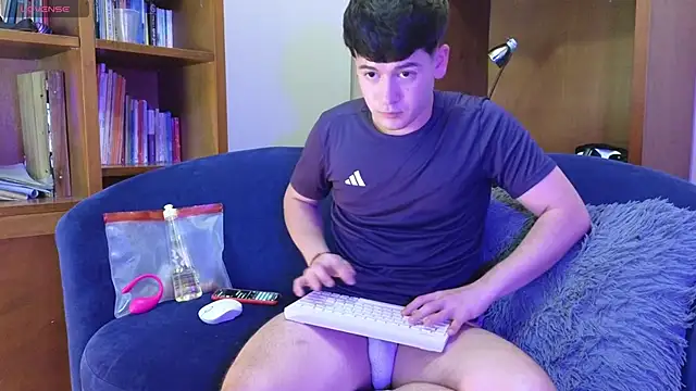 Вебкам-шоу tightncuteass