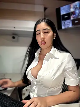 Онлайн чат XXX I_AM_SOPHIE_