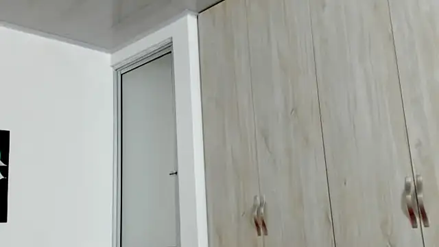 pinky_f00x 라이브 XXX 채팅