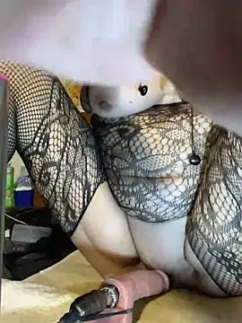 YEAG-QQ Chat XXX live