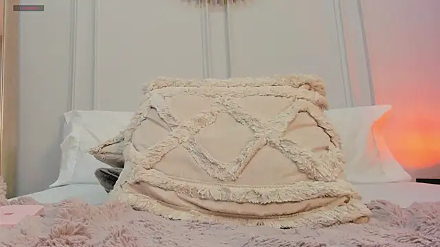 Chatroom XXX en direct de CharlotteBrownn_