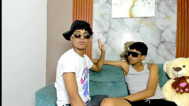 Chat XXX en directo de BOUL_GUYS