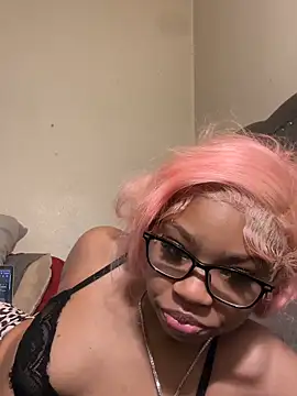 cumforyannna's Webcam Show