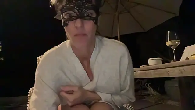 DutchyinSpain Live XXX-chat