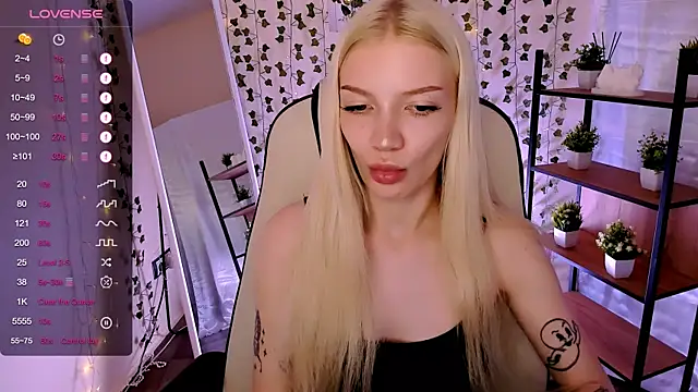 AnyaTaylor_ Live XXX-Chat