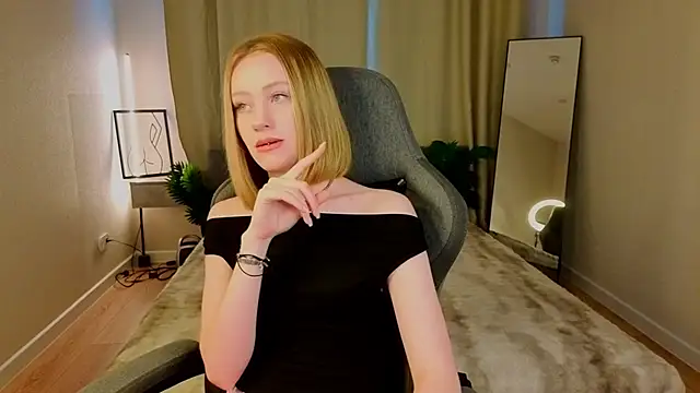 غرفة دردشة EvaHamilton المباشرة