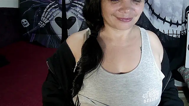 vivian-milf élő XXX-chatje