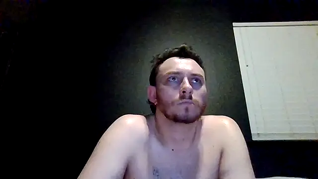 Tallhungcloudyyy's Live XXX Chat