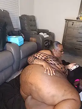 Thickkemzz41's Webcam Show