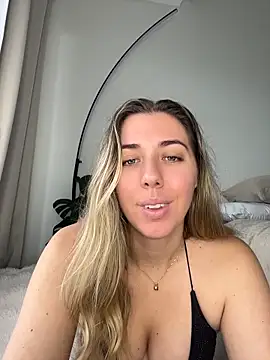 Aussielulu webcam show