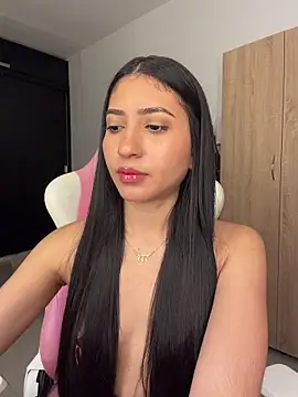 Sweetnaughtygirl_ Adlı Modelin Canlı XXX Sohbeti