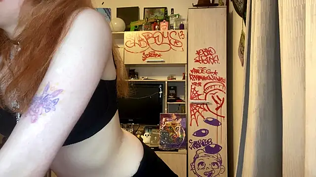 CuteRedheadPrincess – webcam-show