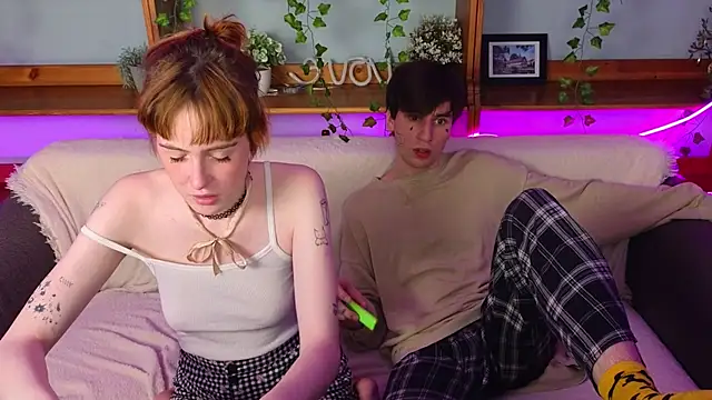 Danny_loves_Mary élő XXX-chatje