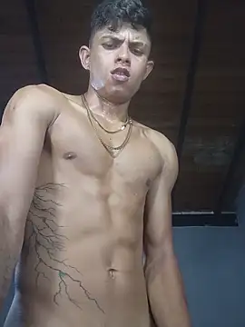 Chat +18 de God_Eros_23cm ao vivo