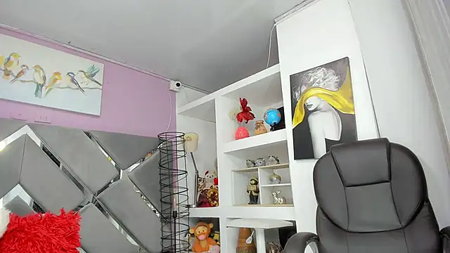 Zaira_sofiaa 即時 XXX 聊天