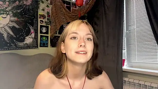 Chat +18 de YourFavoriteAltgirl ao vivo