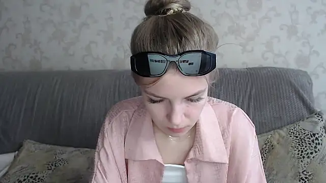 HitGyrl Live XXX-chat