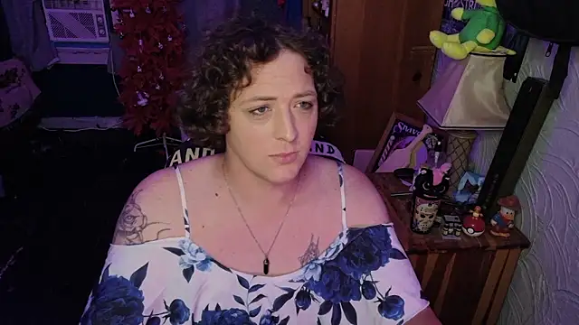 Abagail_soft Show in webcam