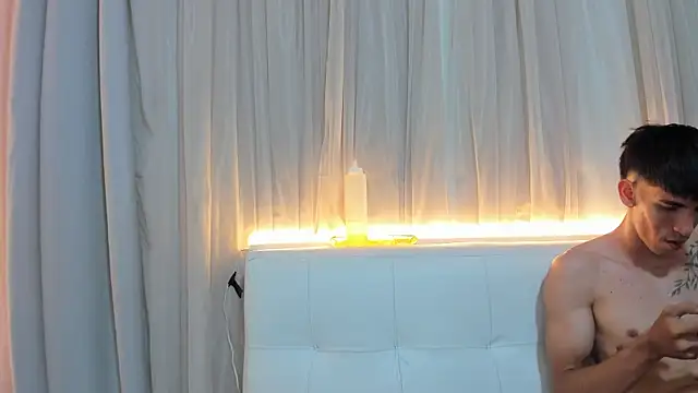 Litzy1_ Live XXX Chat