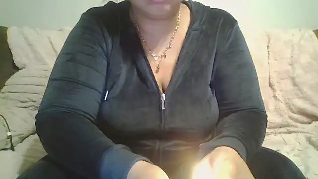 beautylovess élő XXX-chatje