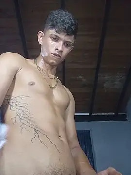 God_Eros_23cmn Webbikameraesitys