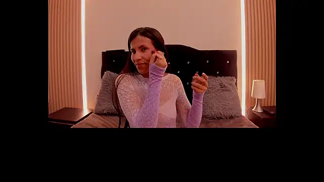 Chat XXX en directo de Annitarogers_