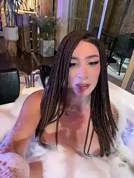 bunny_bicht élő XXX-chatje