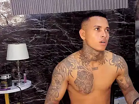 عرض كام tyler_bell_