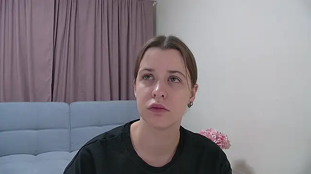 AgataAisit élő XXX-chatje