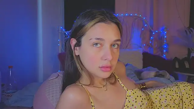 Funny_Bunny's Webcam Show