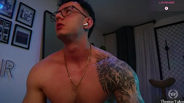 Thomas_Falcon1 ওয়েবক্যাম শো