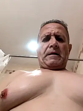 Webkamerová show bobby69cock
