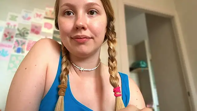 Chat +18 de HoneyAudrey ao vivo