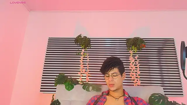 ThiiagoSaeenzn Webbikameraesitys