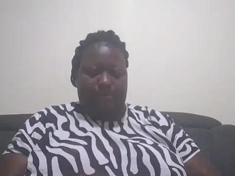fat_ebonyqueen's Webcam Show