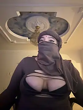 malak_nanyy 即時 XXX 聊天