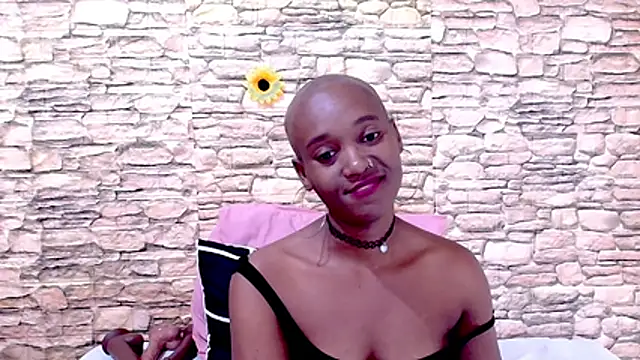 Chat XXX en directo de EbonyOlive69