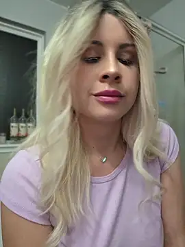 ItsAuroraBorealis Chat XXX live