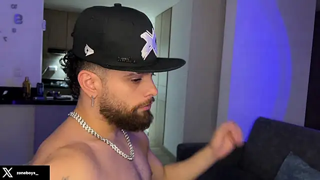 Chatroom XXX en direct de zoneboys