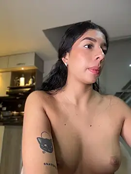 دردشة Veronica_ar الجنسية المباشرة
