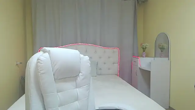 KaraCriegs' Live XXX Chat