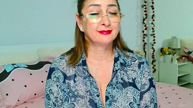 XXX chat uživo modela Tyana40