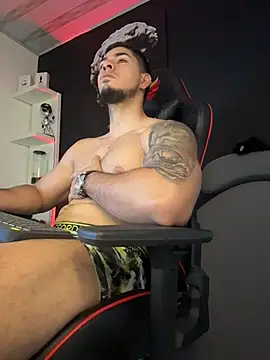 XXX chat uživo modela Dimitri_Colleman