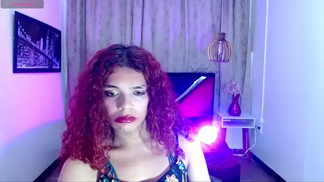 luisa__torres Adlı Modelin Canlı XXX Sohbeti